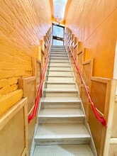 73 W 83rd St, New York, NY for lease Interior Photo- Image 2 of 13