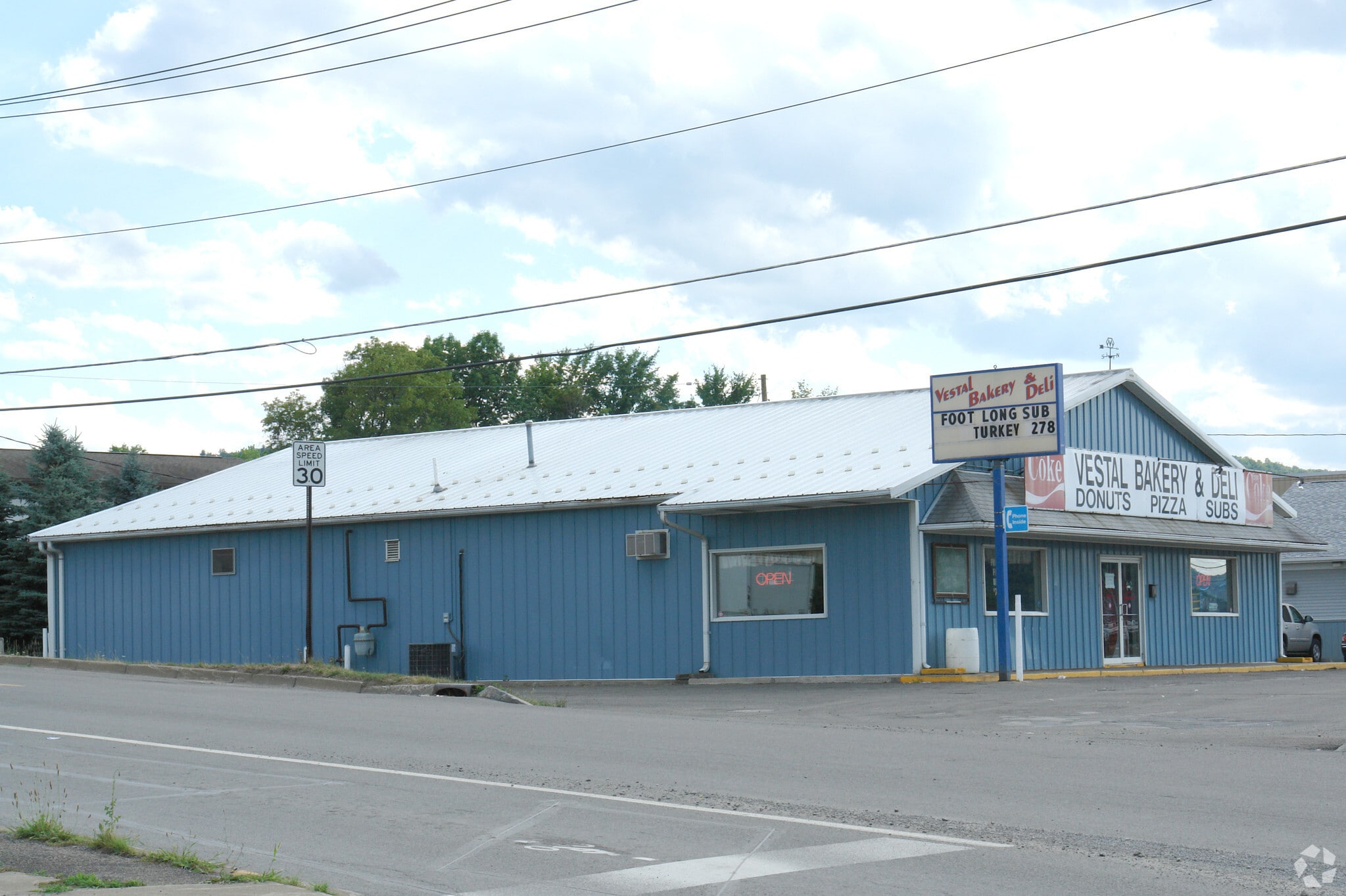 176 Vestal Pky E, Vestal Township, NY for sale Primary Photo- Image 1 of 3