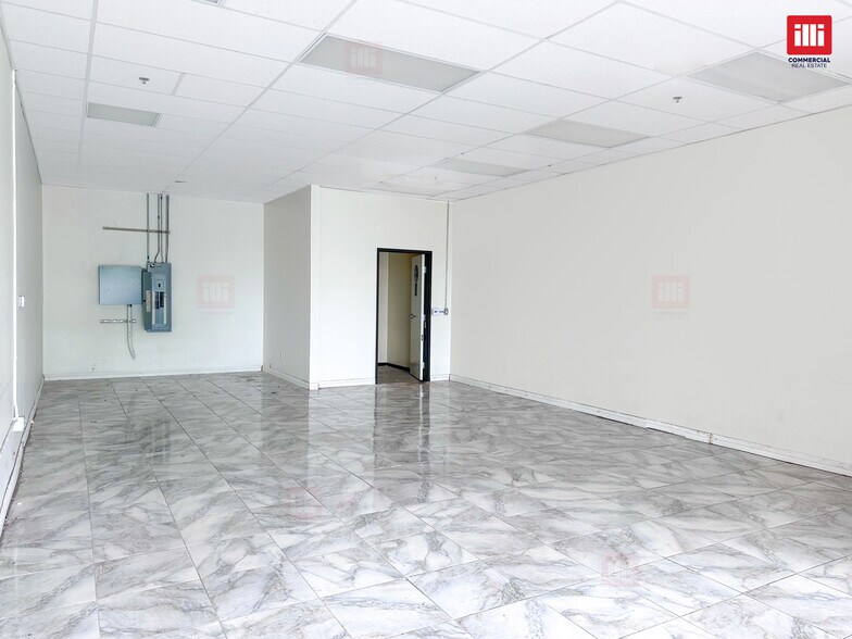 3302 Century Blvd, Garden Grove, CA à louer - Photo du bâtiment - Image 2 de 7