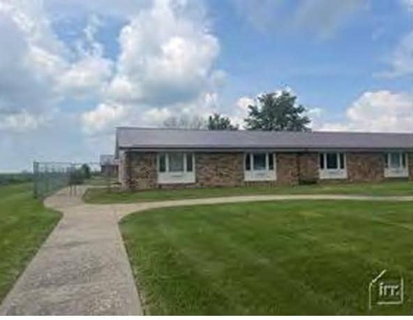 901 State St, Donnellson, IA for sale - Building Photo - Image 2 of 5