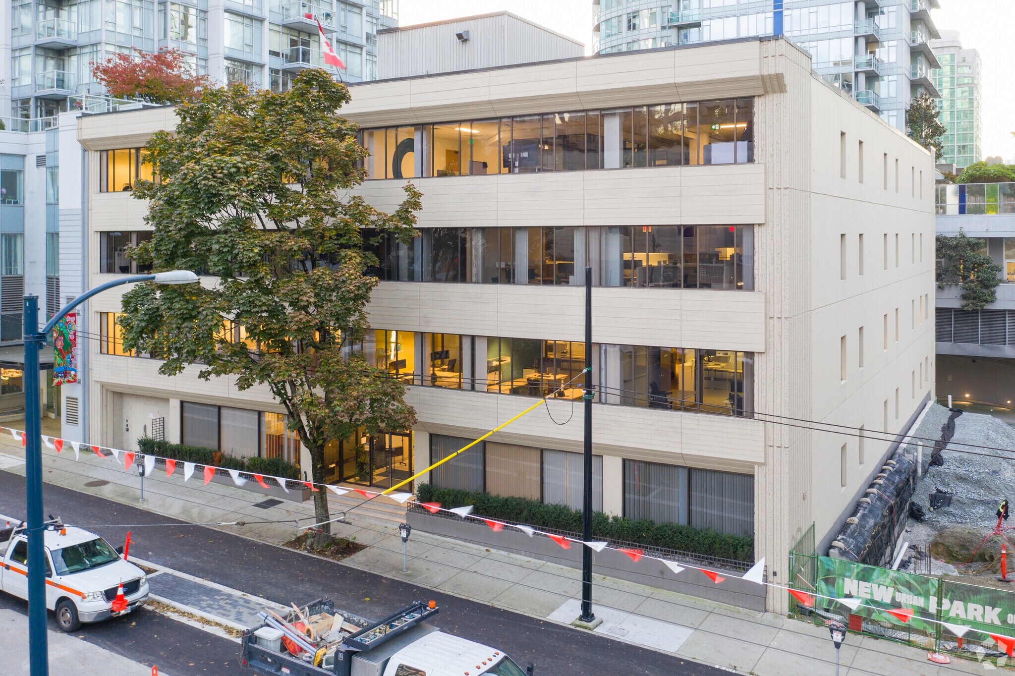 814 Richards St, Vancouver, BC à vendre Photo principale- Image 1 de 1