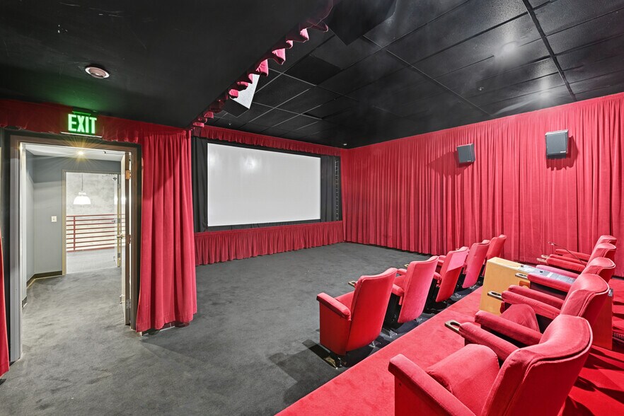 6735 Selma Ave, Hollywood, CA à vendre - Photo du bâtiment - Image 3 de 10