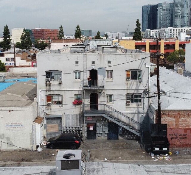 1316 S Los Angeles St, Los Angeles, CA à vendre - Photo du bâtiment - Image 3 de 7