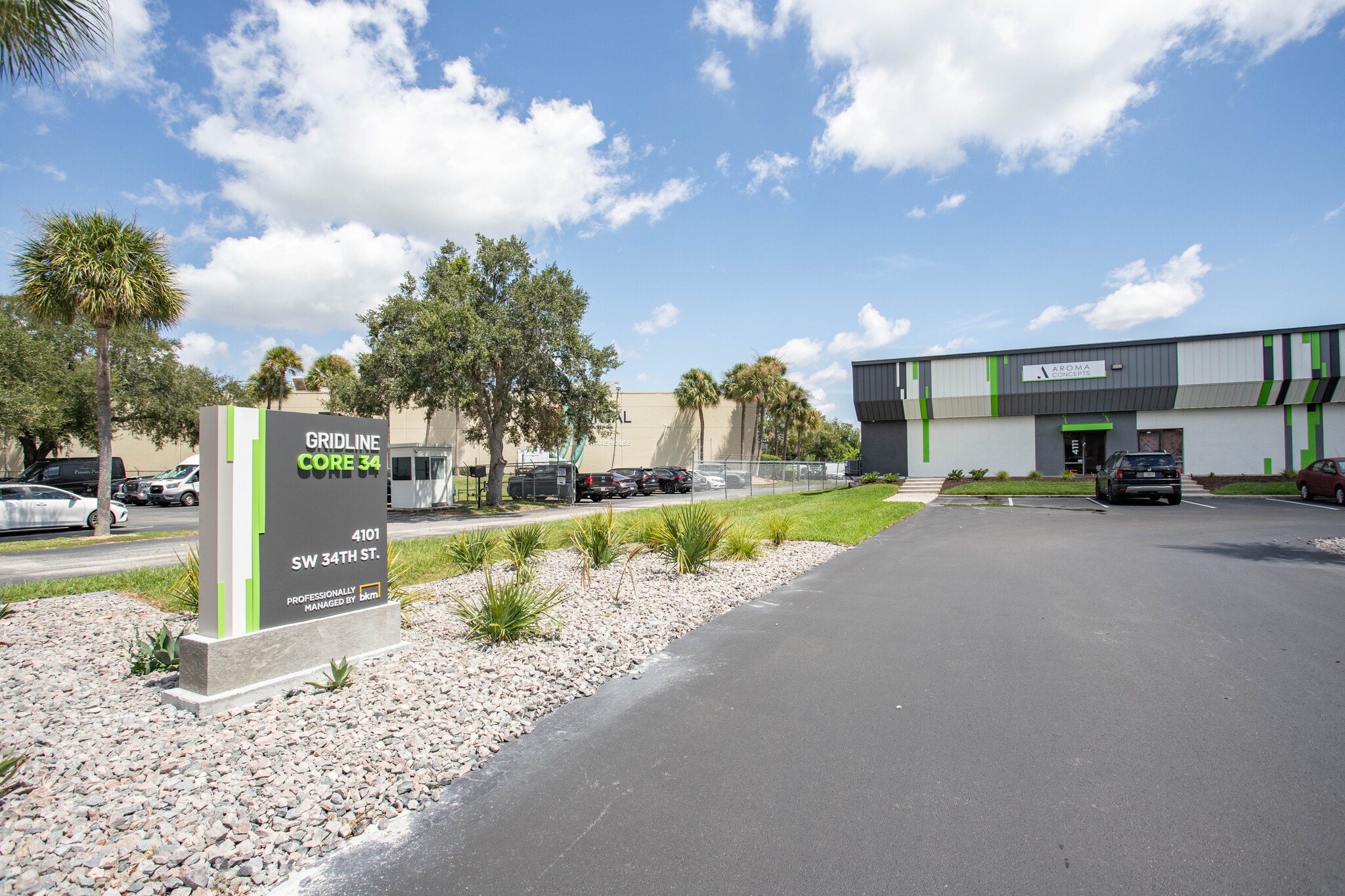 3827-3843 St Valentines Way, Orlando, FL for lease Building Photo- Image 1 of 29