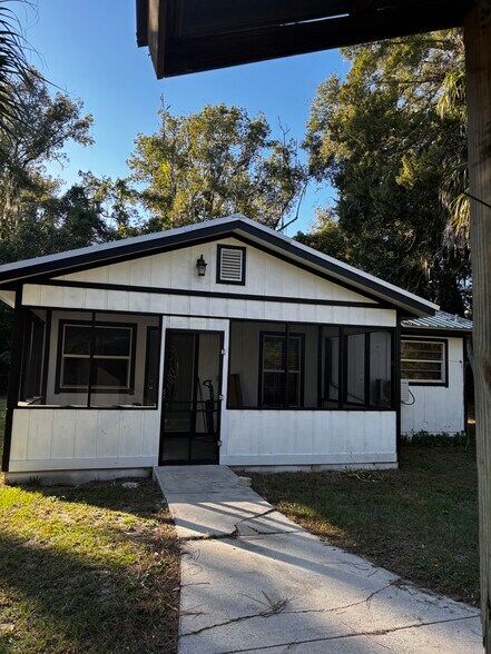 318 State Road 26, Melrose, FL à vendre - Photo du bâtiment - Image 3 de 9