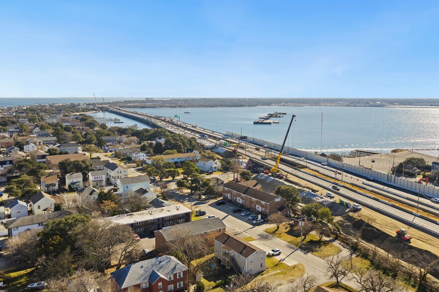 1315 Little Bay Ave, Norfolk, VA à vendre - Aérien - Image 3 de 8