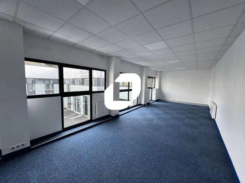 37 Rue De Fontenay, Bagneux à louer - Photo du bâtiment - Image 2 de 17