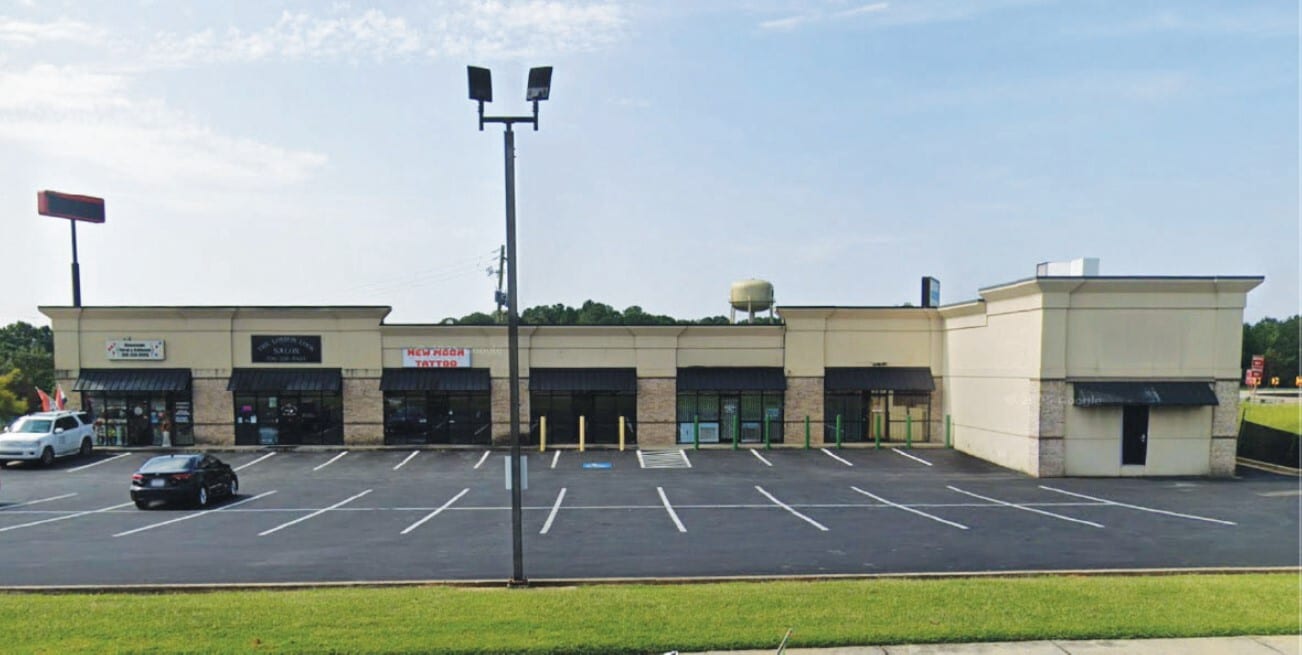 176 Jones Street Ext, Lavonia, GA for lease Primary Photo- Image 1 of 2