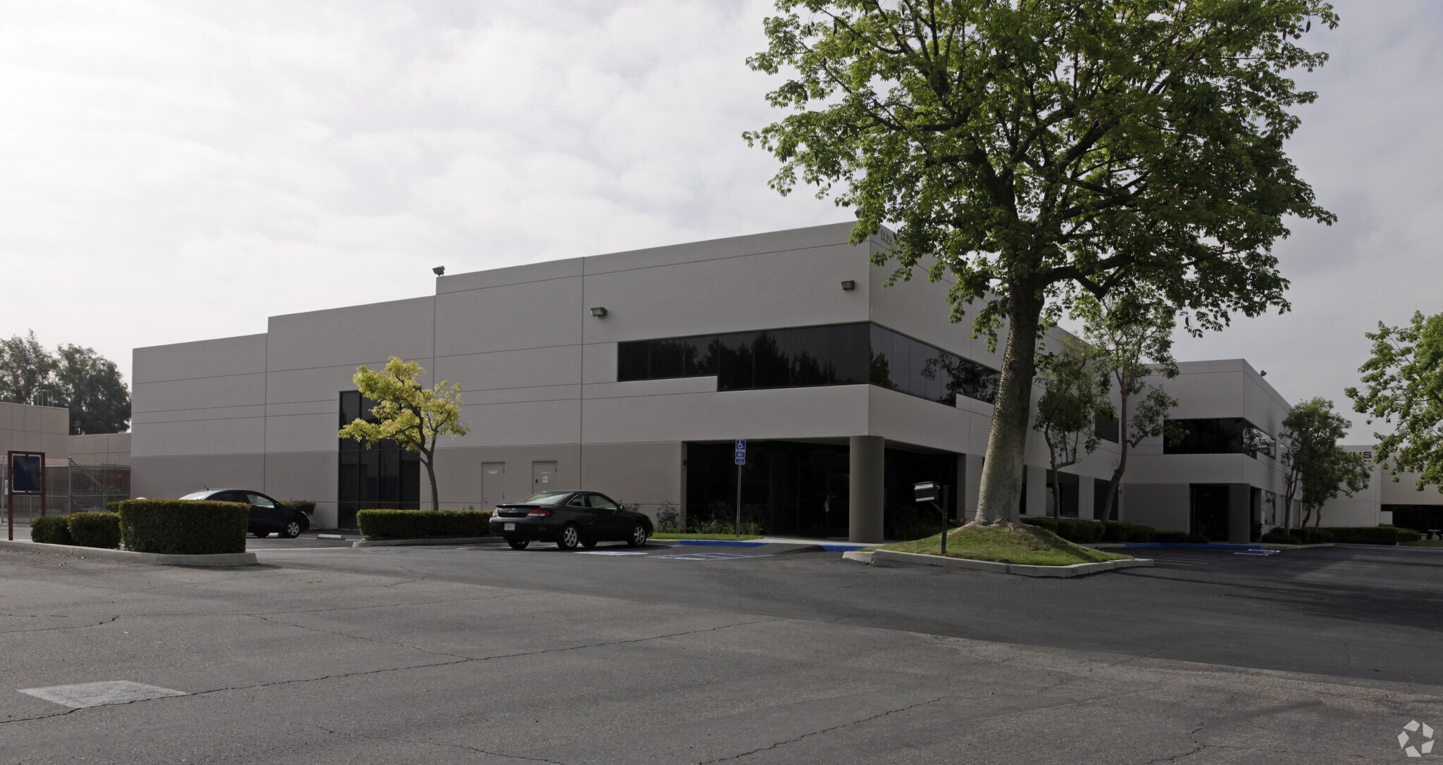 1425 S Victoria Ct, San Bernardino, CA for lease Primary Photo- Image 1 of 38