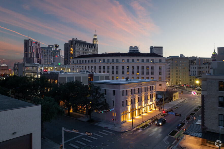 212 N Alamo St, San Antonio, TX for lease - Aerial - Image 3 of 9