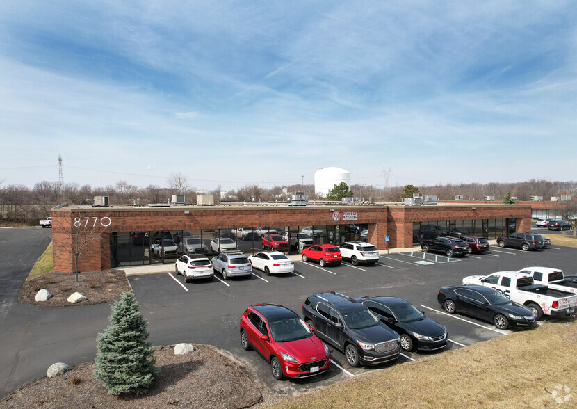 8770 Commerce Park Pl, Indianapolis, IN for lease - Building Photo - Image 2 of 3