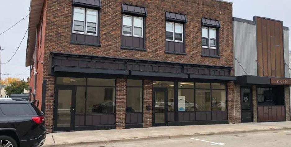 15 W Marshall St, Rice Lake, WI for lease - Primary Photo - Image 2 of 10