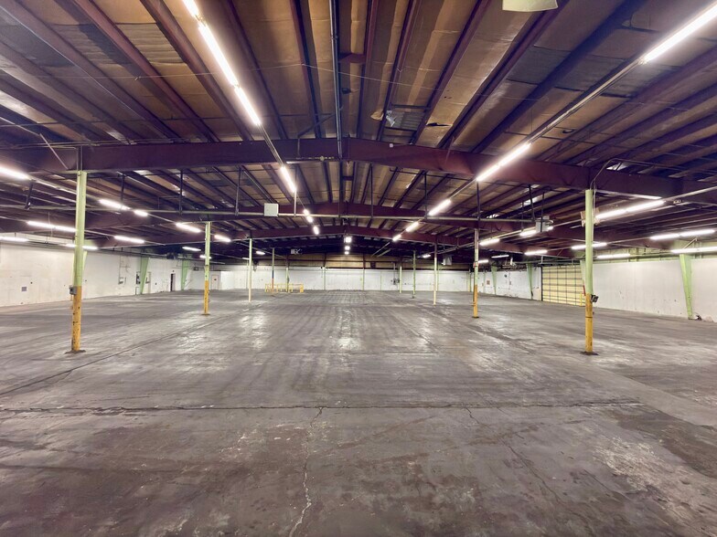 3200 S Zuni St, Englewood, CO à louer - Photo du bâtiment - Image 2 de 9