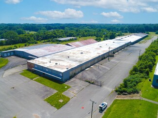 Plus de détails pour 15440 Highland Dr, Mc Kenzie, TN - Industriel à vendre