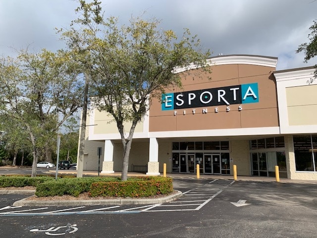 5735 Gunn Hwy, Tampa, FL à louer - Photo du bâtiment - Image 3 de 10