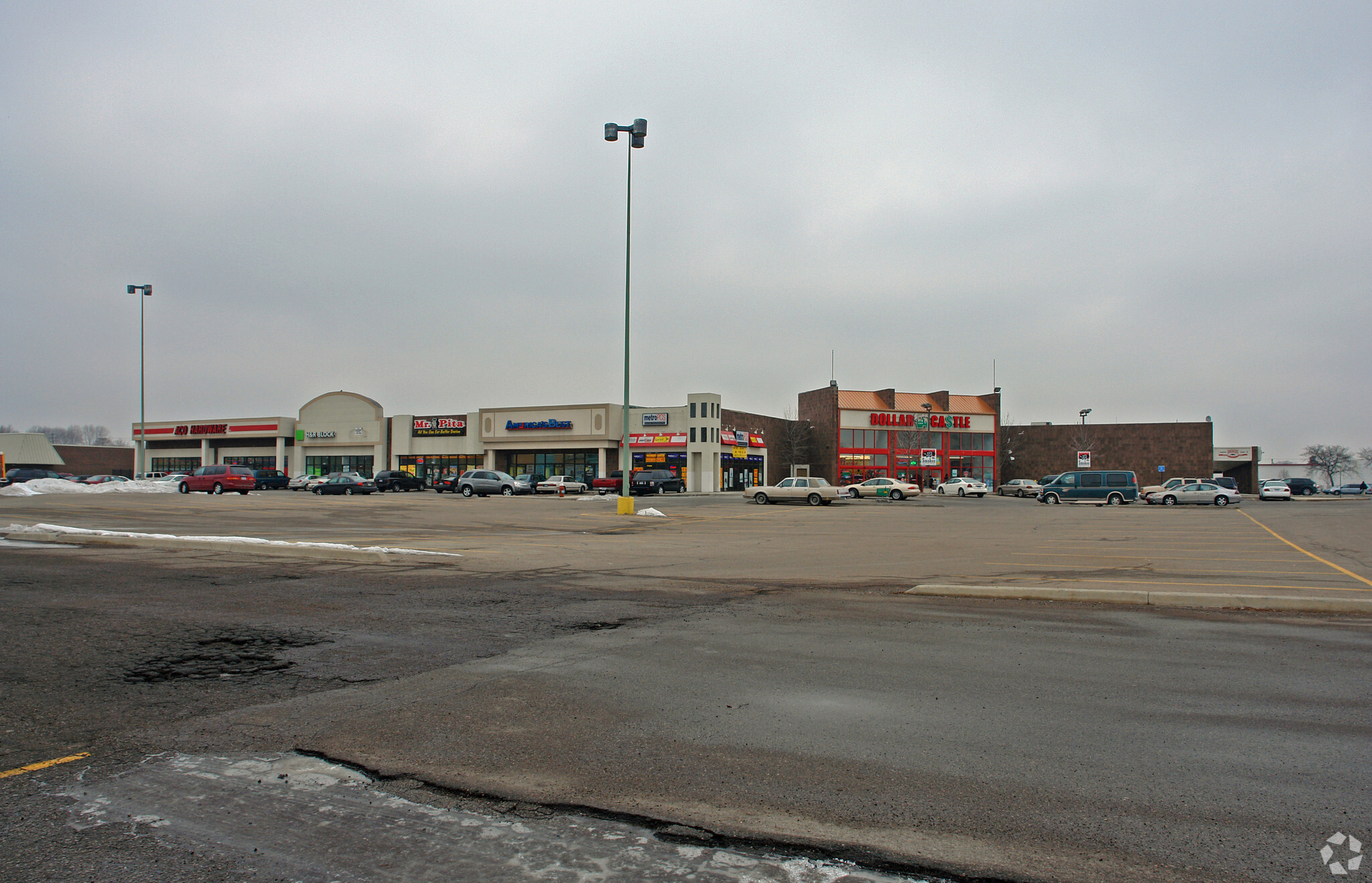 25005-25029 Van Dyke Ave, Center Line, MI for lease Building Photo- Image 1 of 6