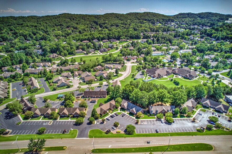 661 Emory Valley Rd, Oak Ridge, TN for lease - Primary Photo - Image 1 of 5