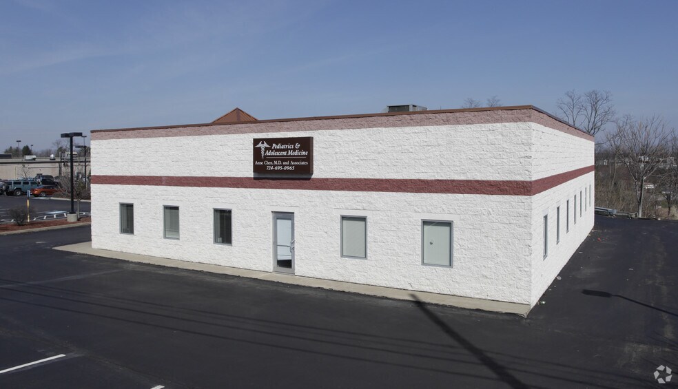 100 Imperial Plaza Dr, Imperial, PA à louer - Photo du bâtiment - Image 3 de 4