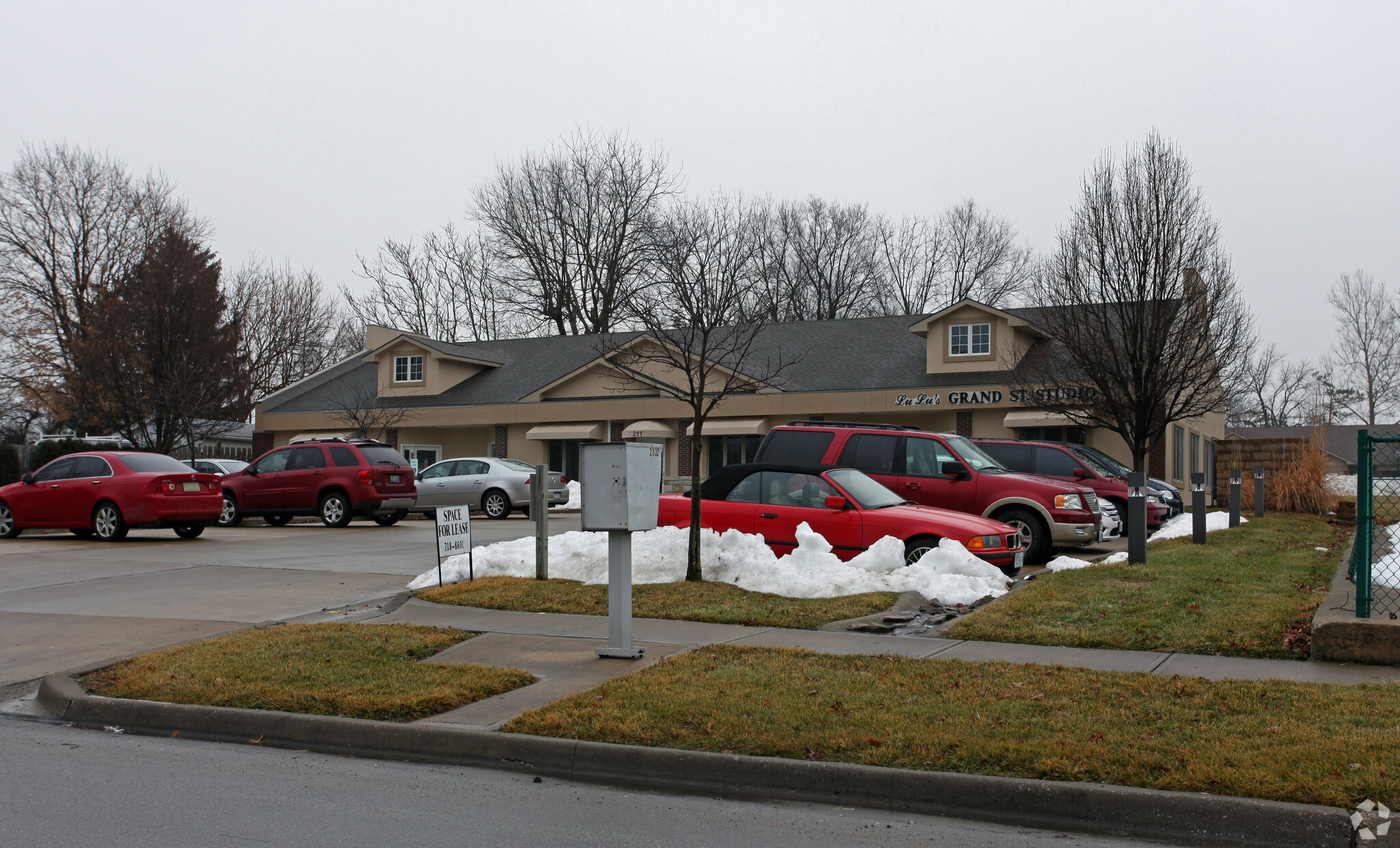 211 SE Grand St, Lees Summit, MO for sale Primary Photo- Image 1 of 1