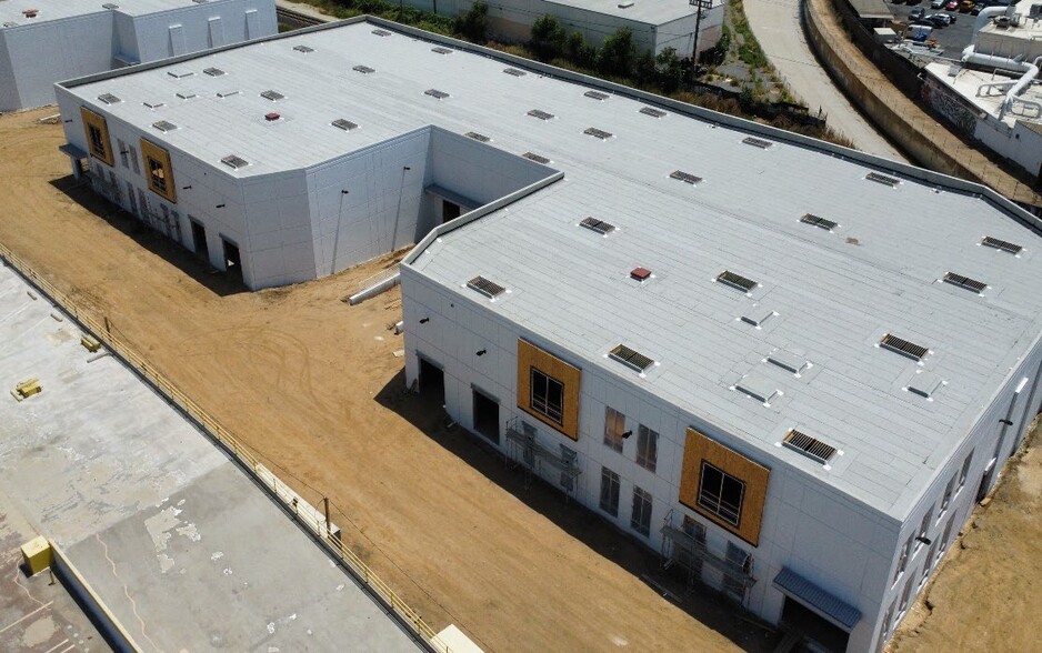 4308 Temple City Blvd, El Monte, CA à louer - Photo du bâtiment - Image 3 de 4