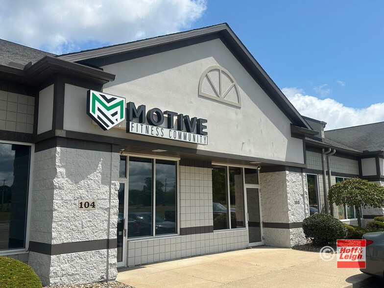 2215 E Waterloo Rd, Akron, OH for lease - Building Photo - Image 1 of 5