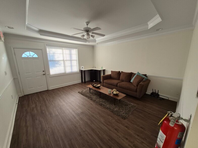 113 Mountain Brook Dr, Canton, GA à louer - Photo du bâtiment - Image 3 de 18