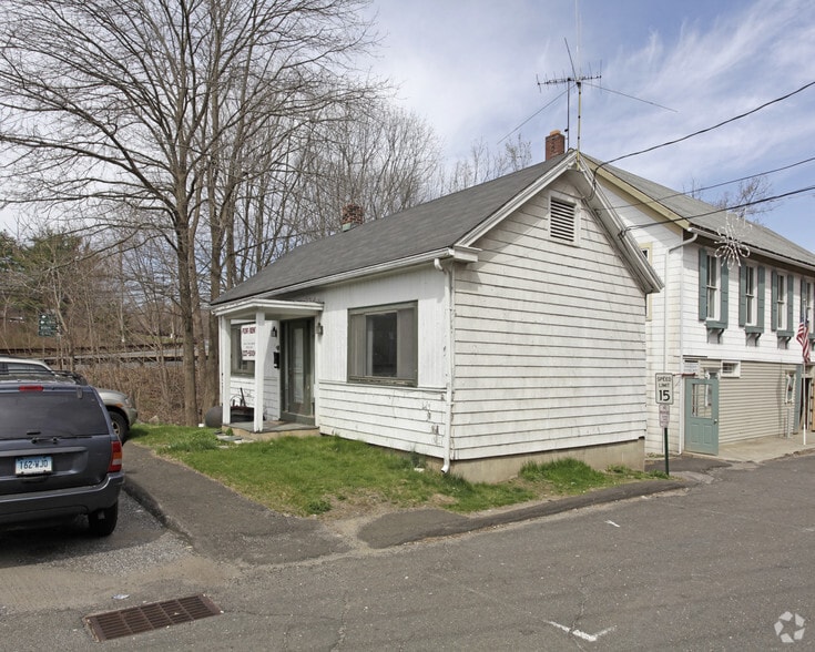 3 Main St, Georgetown, CT for lease - Building Photo - Image 2 of 2