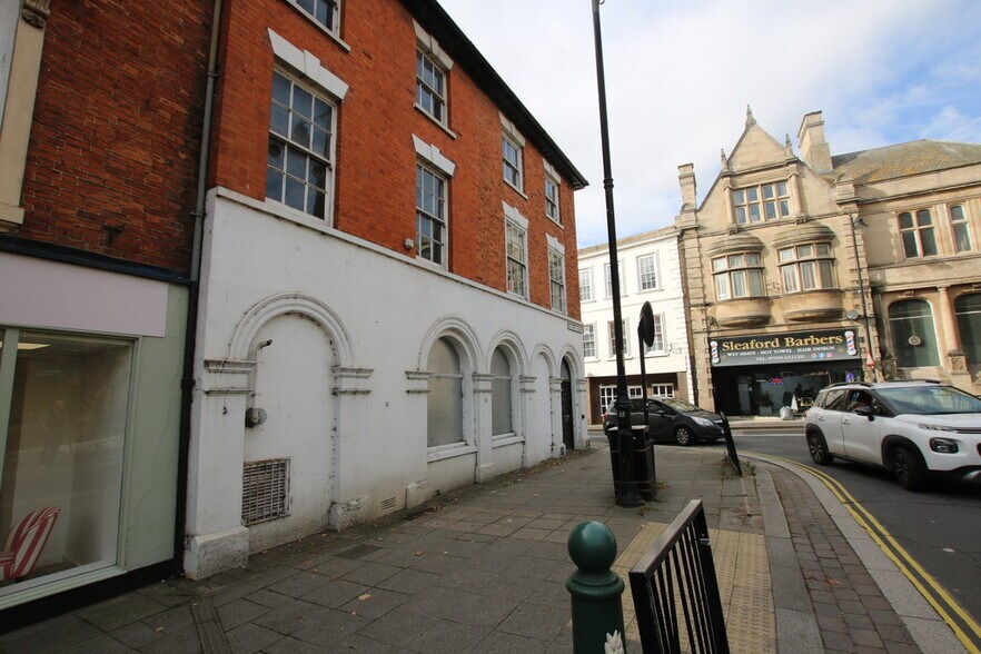 21 Market Pl, Sleaford à vendre - Photo du bâtiment - Image 3 de 13