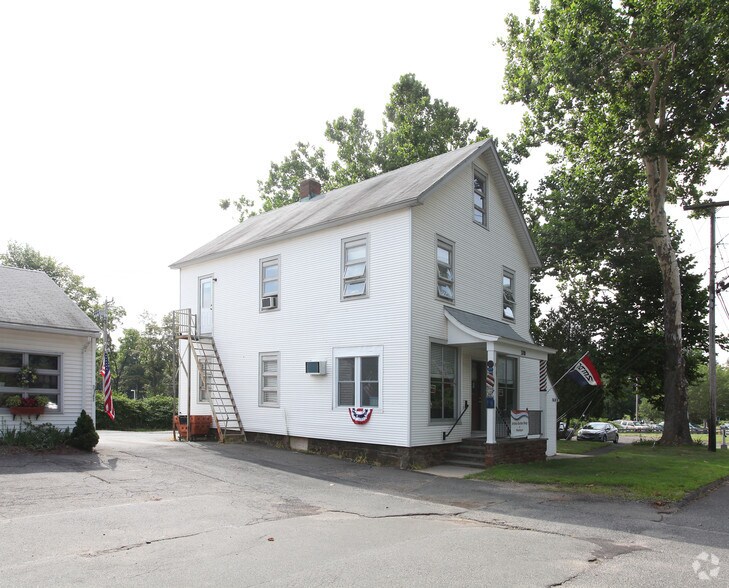 368-370 Hopmeadow St, Simsbury, CT à vendre - Photo du bâtiment - Image 3 de 44