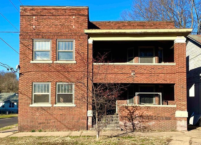 More details for 919 W 3rd St, Peoria, IL - Multifamily for Sale