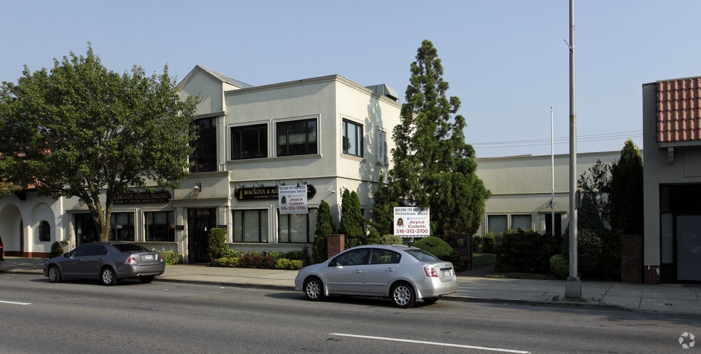 212-214 W Park Ave, Long Beach, NY for lease - Primary Photo - Image 1 of 2