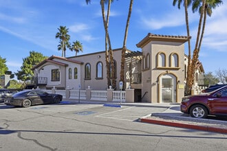 2801 W Charleston Blvd, Las Vegas, NV for lease Interior Photo- Image 2 of 36