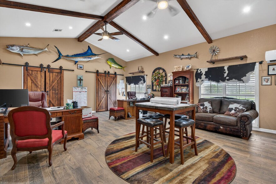 464779 E 1070 Rd, Sallisaw, OK à vendre - Photo intérieure - Image 3 de 36