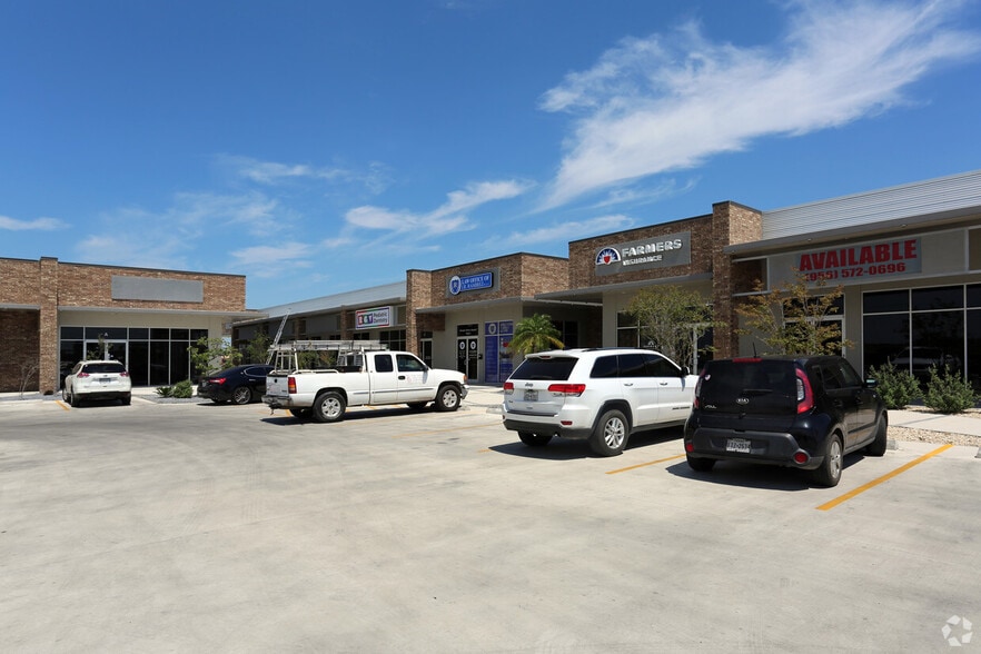 1601 W Trenton Rd, Edinburg, TX for lease - Primary Photo - Image 1 of 1