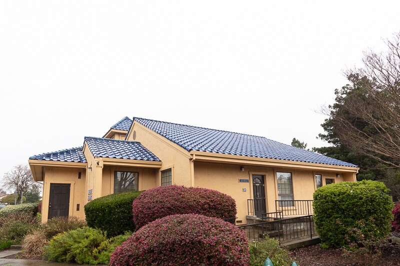 1436 Professional Dr, Petaluma, CA à vendre - Photo du bâtiment - Image 1 de 21