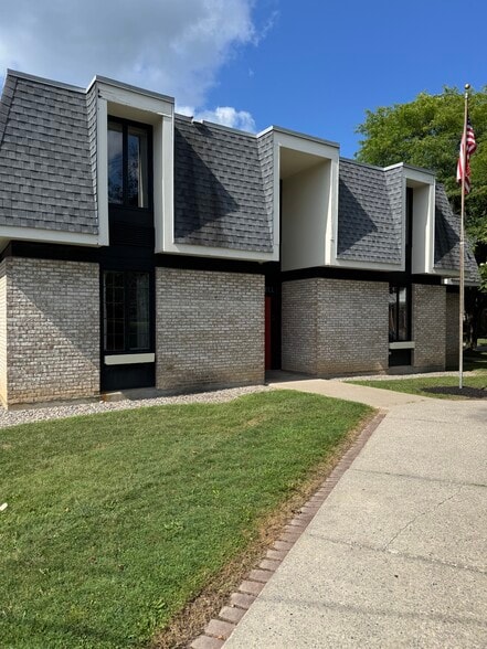 2 Fennell St, Skaneateles, NY for lease - Building Photo - Image 1 of 2