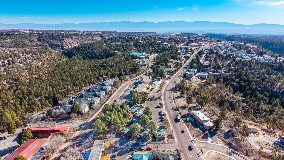 3500 Trinity Dr, Los Alamos, NM for sale - Building Photo - Image 3 of 13