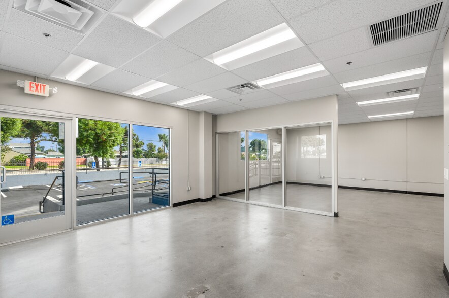 8640 Slauson Ave, Pico Rivera, CA à vendre - Photo du bâtiment - Image 3 de 14