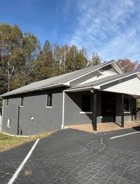 1451 Mt Ulla Hwy, Mount Ulla, NC for lease - Building Photo - Image 3 of 16