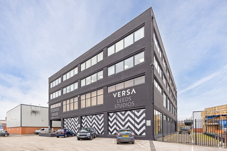 Whitehall Rd, Leeds à vendre - Photo du bâtiment - Image 2 de 2