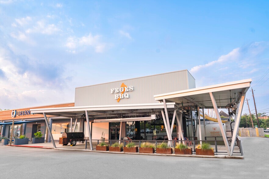 8141 Long Point Rd, Houston, TX à louer - Photo du bâtiment - Image 3 de 10