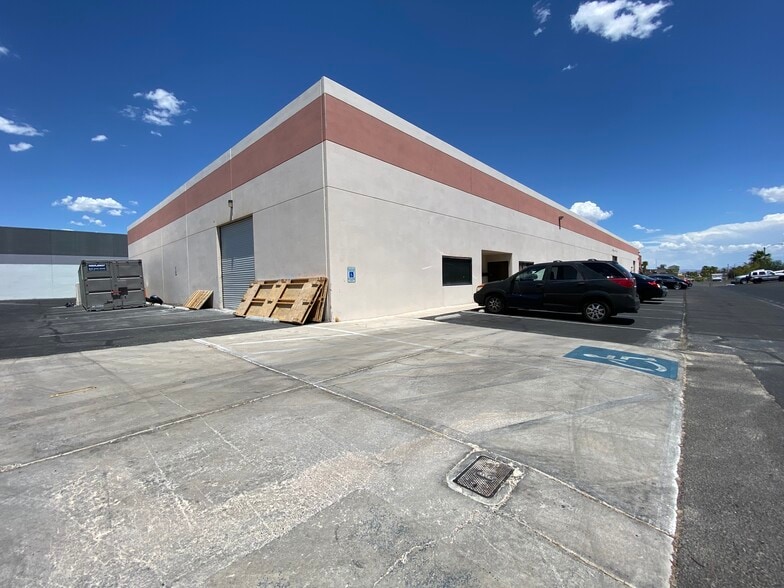 6225 S Mojave Rd, Las Vegas, NV for lease - Primary Photo - Image 1 of 7