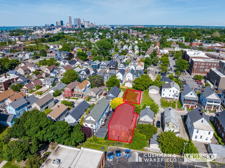 1350 W 69th St, Cleveland, OH à vendre - Photo du bâtiment - Image 2 de 15