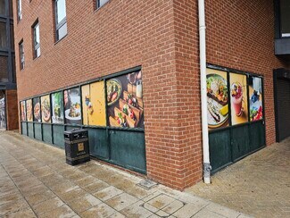 Plus de détails pour Colham House, Bakers Road, Uxbridge - Commerce de détail à louer