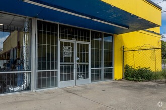 9009 Bruton Rd, Dallas, TX for lease Interior Photo- Image 1 of 6