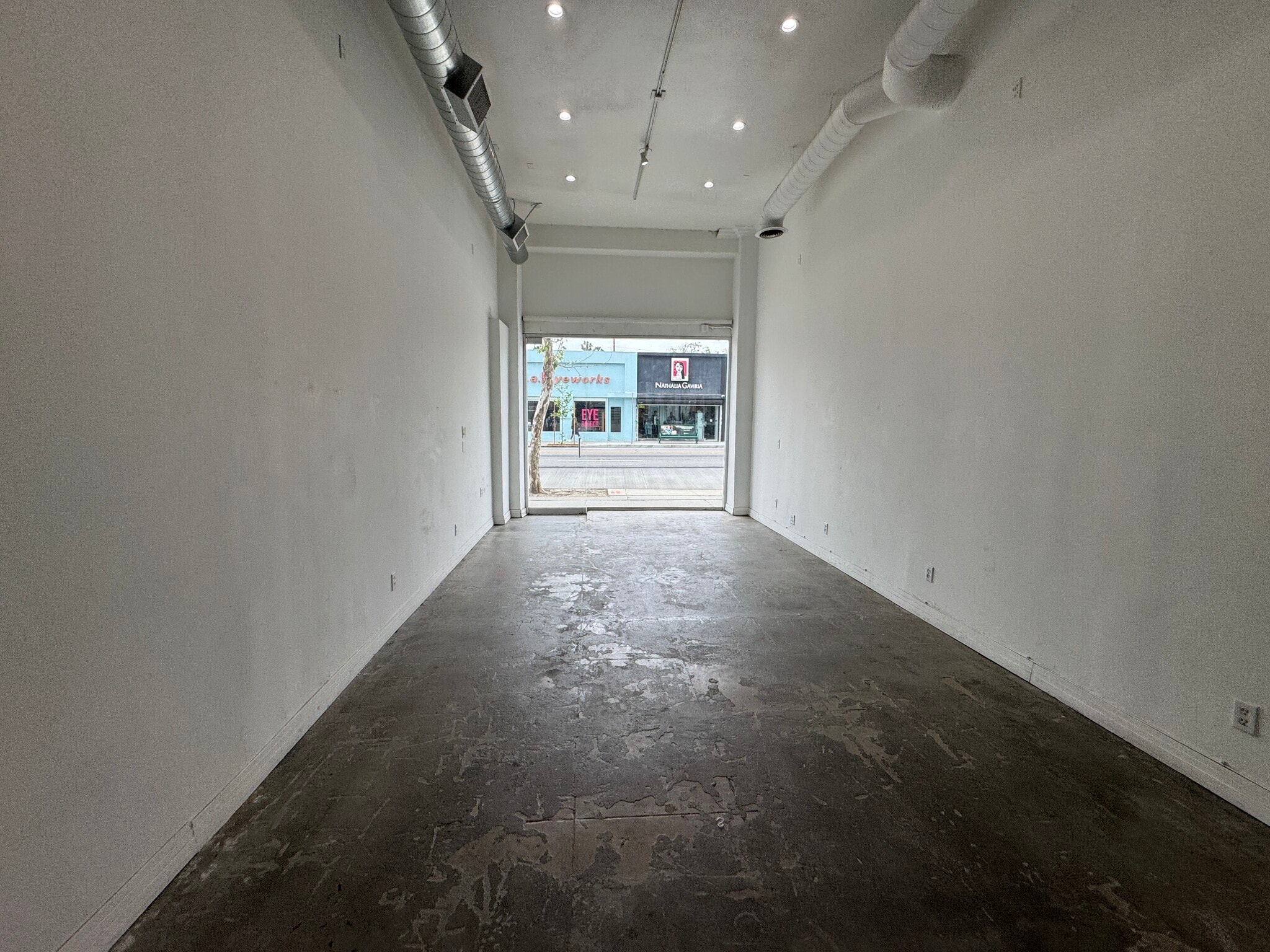 7406 Melrose Ave, Los Angeles, CA for lease Building Photo- Image 1 of 8