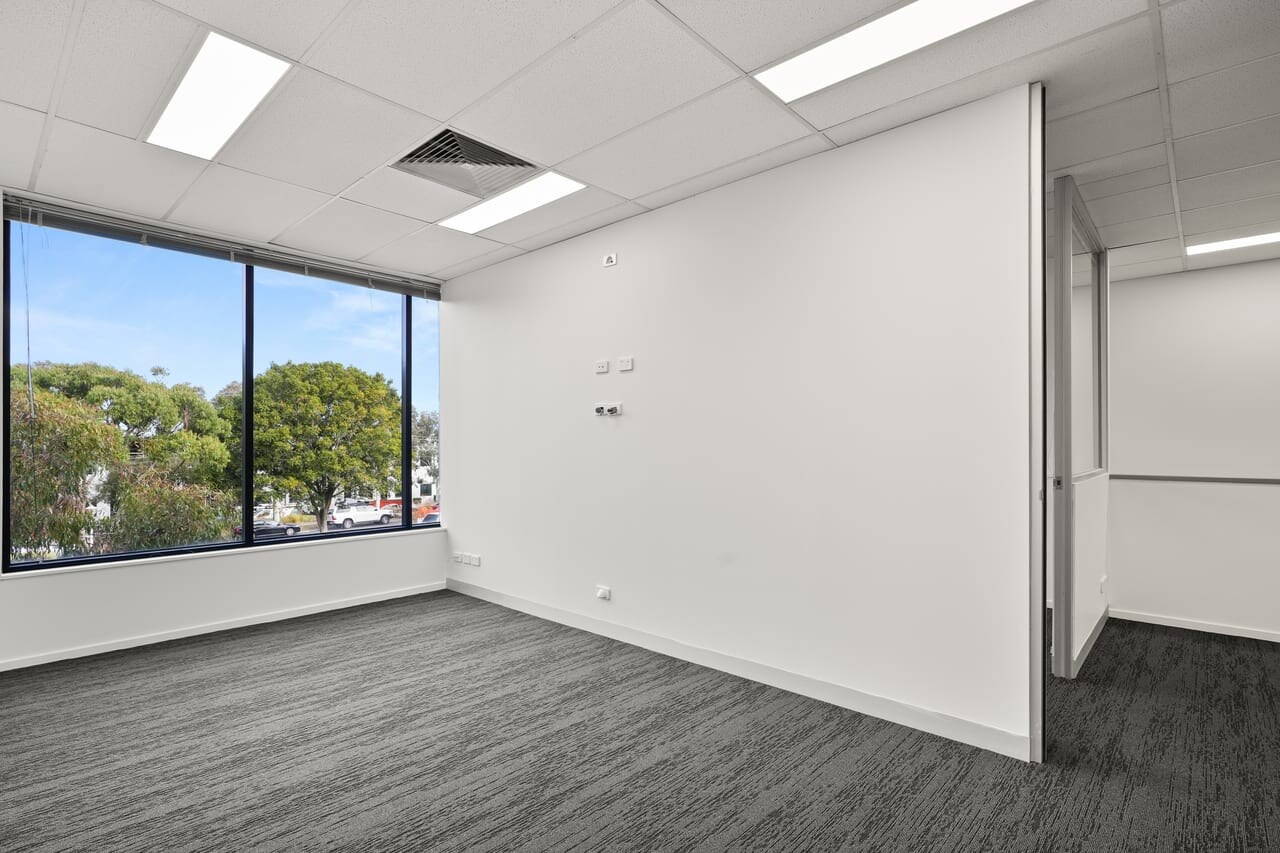 475 Blackburn Road, Mount Waverley for lease Interior Photo- Image 1 of 2