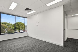 475 Blackburn Road, Mount Waverley for lease Interior Photo- Image 1 of 2