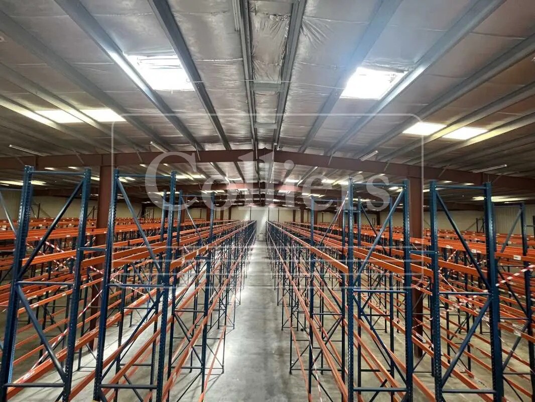 Flex in Gémenos for lease Building Photo- Image 1 of 24