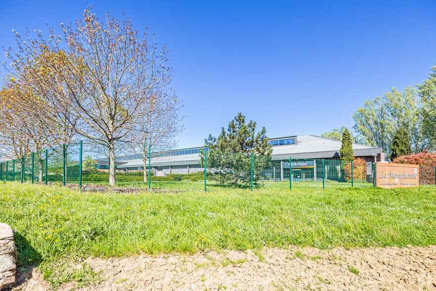 2-4 Rue Charles Christofle, Saint-Denis for lease - Building Photo - Image 3 of 5